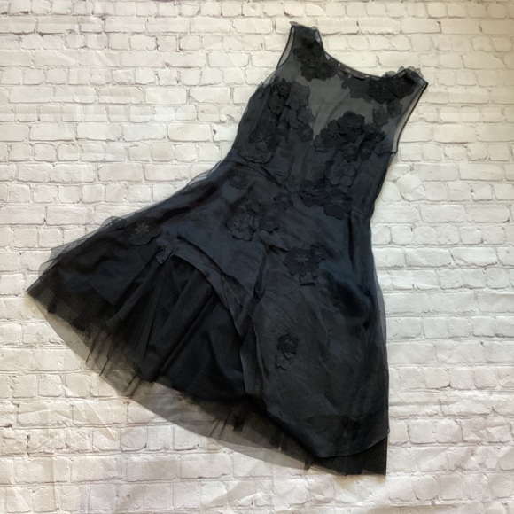 BCBGMaxAzria Dresses & Skirts - 594. BCBGMaxAzria Black Asymmetrical Floral Dress Size 10 EUC